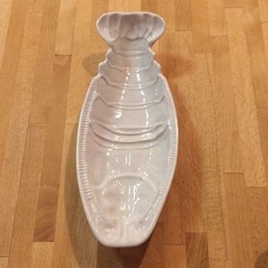 Lobster Cracker Dish